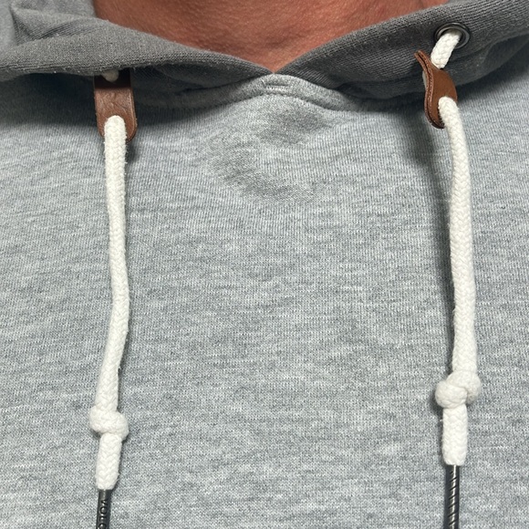 Volcom classic fit 2XL hoodie - Picture 3 of 7